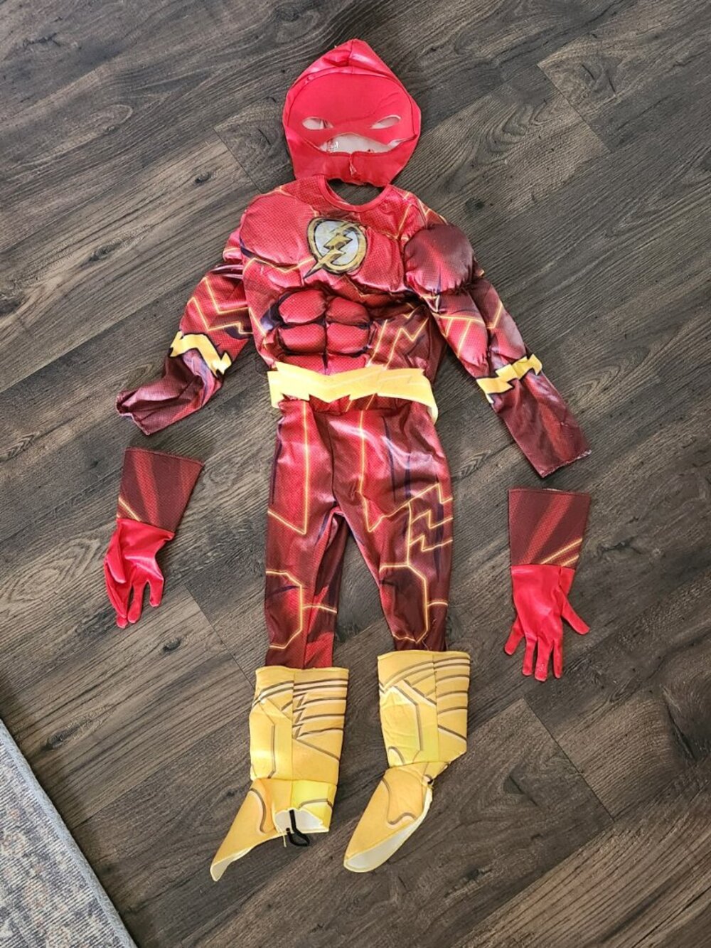 Kids Flash Costume Size XS (4)